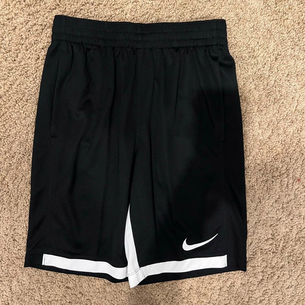 NWOT Nike Dri-fit training Shorts - black w/ white swoosh,  size L